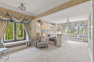 Photo 30- click for photo gallery